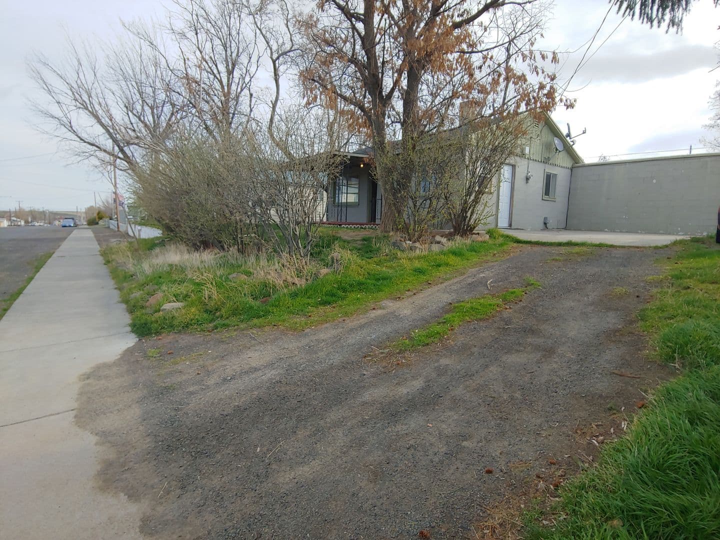 Pilot Rock House: 248 SE Cherry