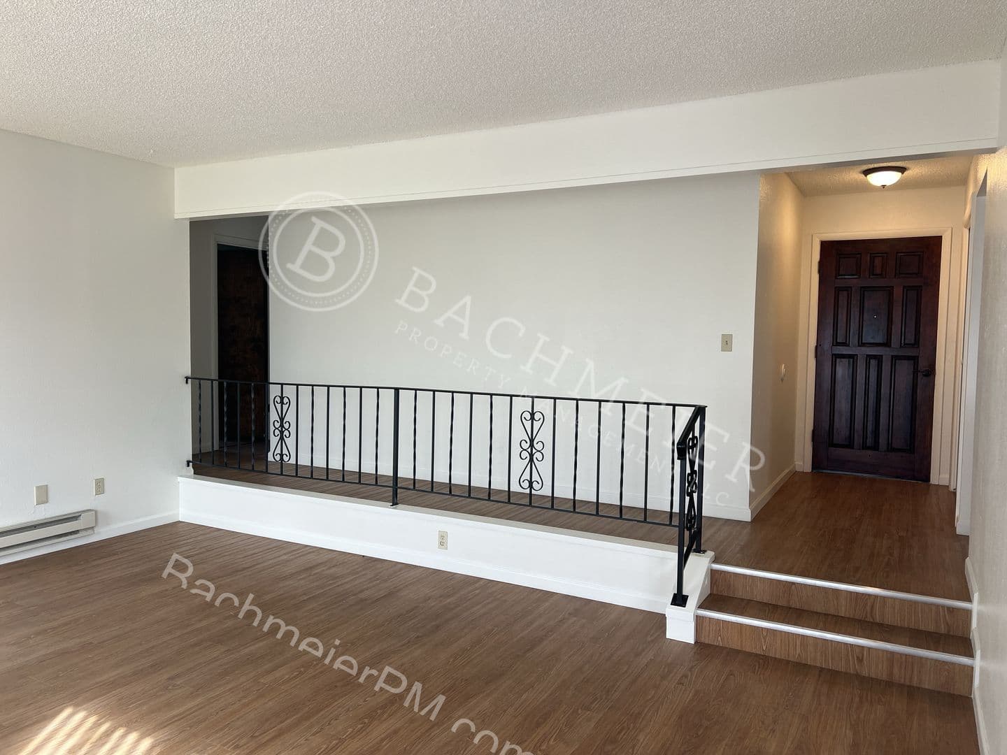 Pendleton Apartment: 707 SE 6th St