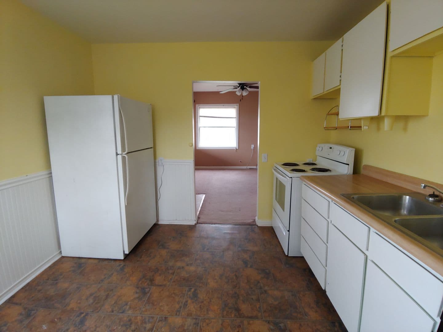 Pilot Rock House: 248 SE Cherry