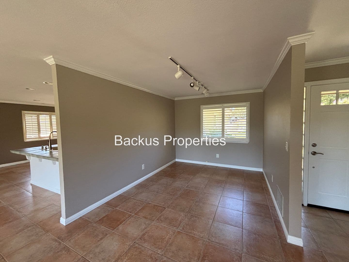 Royal Oaks House: 17240 Tamara Ln.