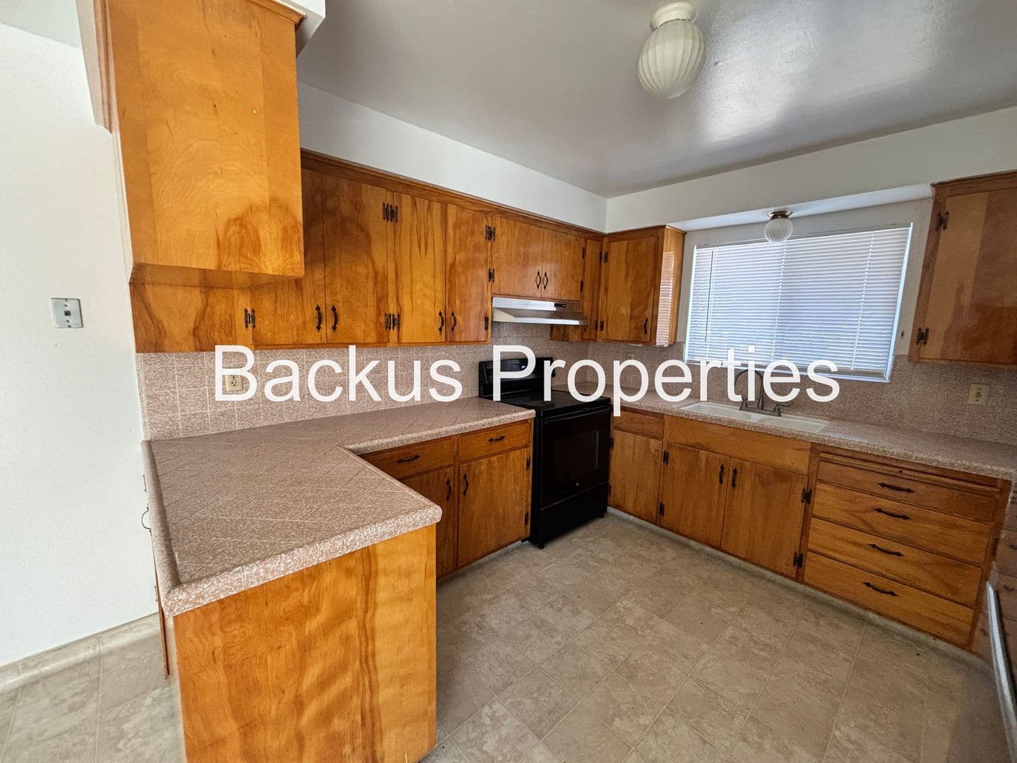 Salinas Apartment: 840 Camille Ct
