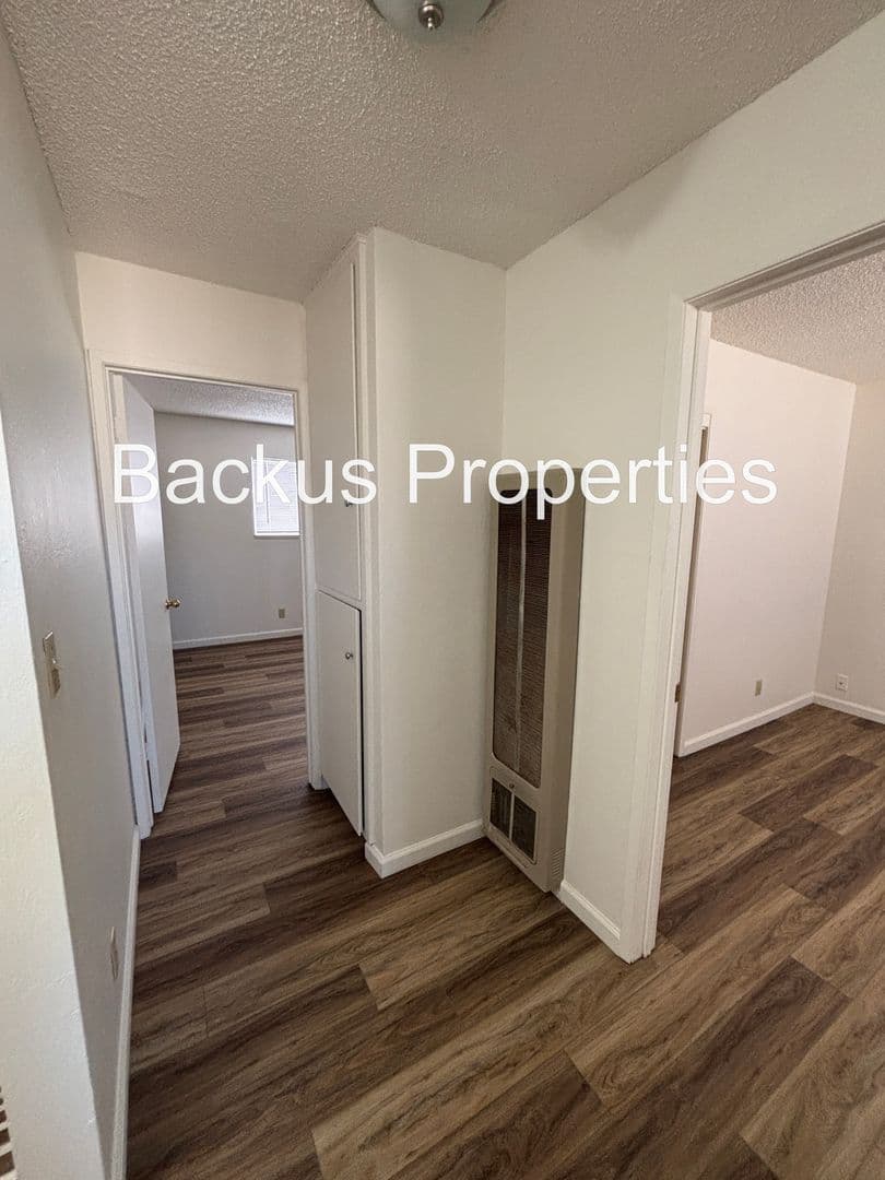 Salinas Apartment: 1040 Lupin Dr.