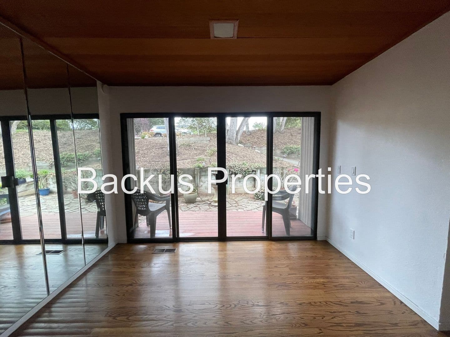 Salinas House: 14685 Charter Oak Blvd