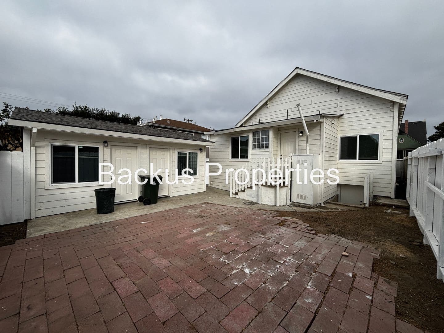 Salinas House: 153 Central Ave
