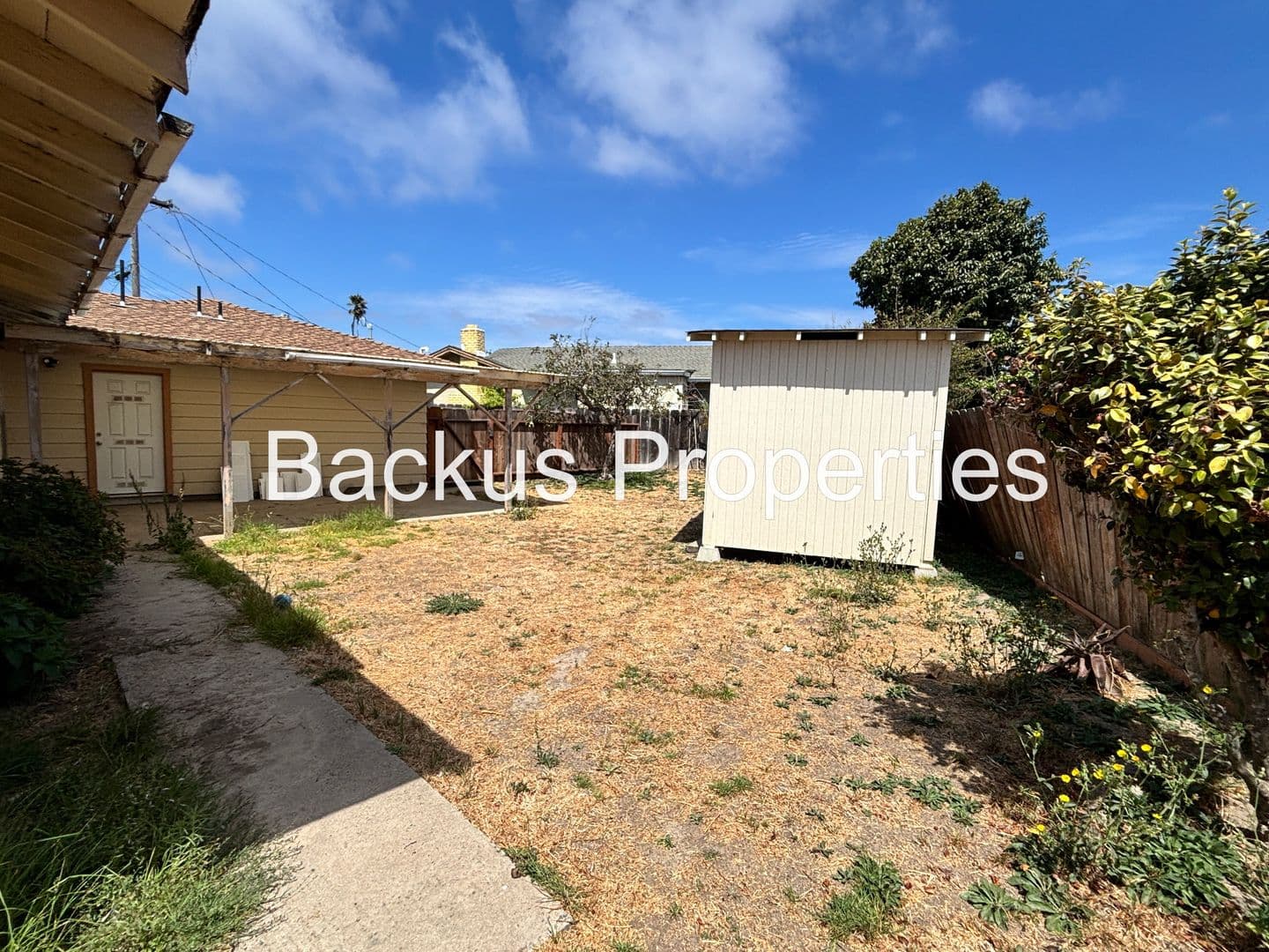Salinas Apartment: 840 Camille Ct