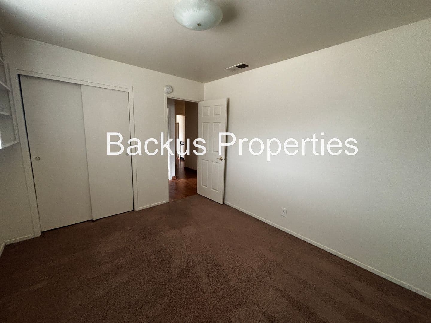 Salinas House: 432 Comanche Wy.