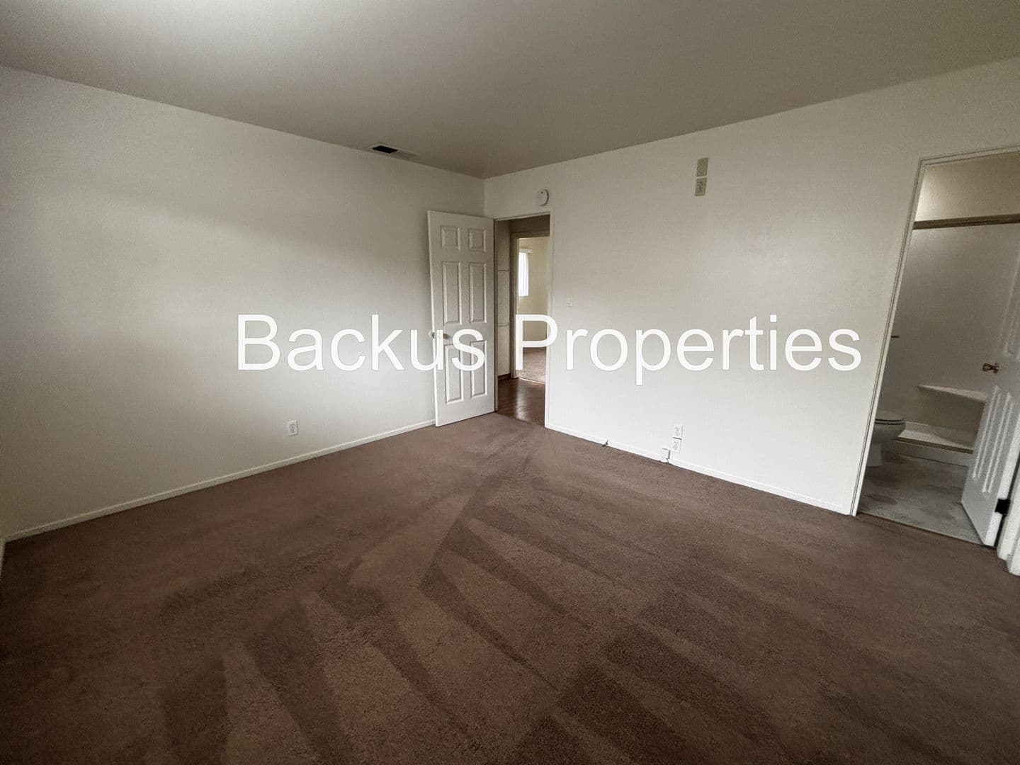 Salinas House: 432 Comanche Wy.