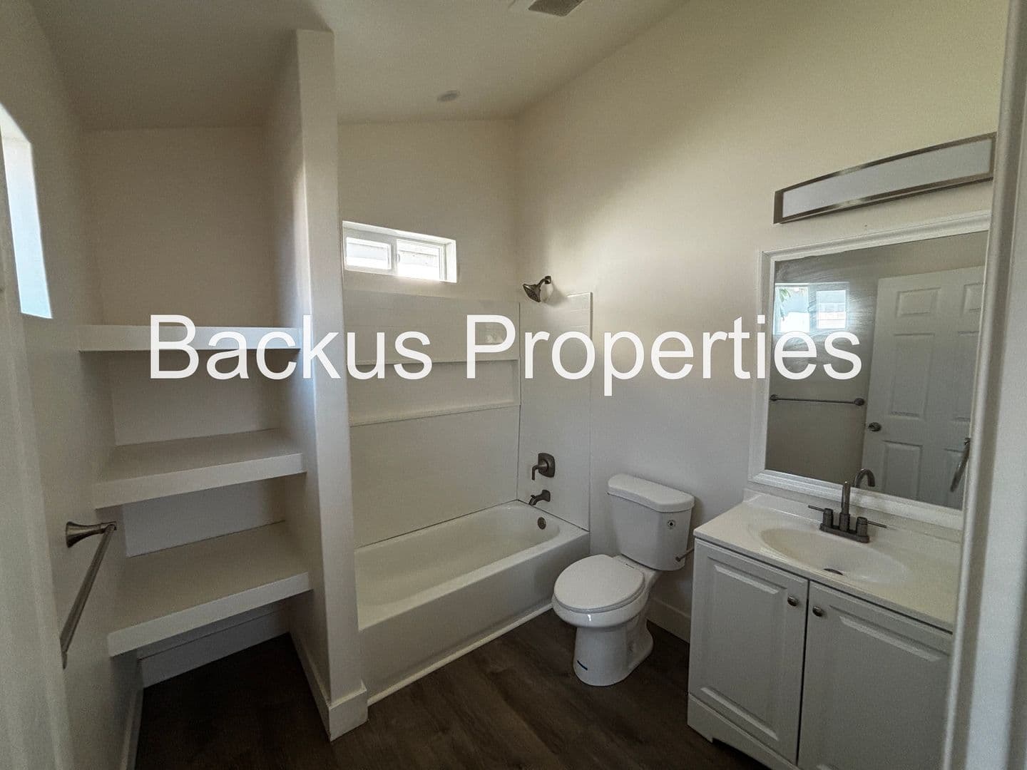 Salinas Apartment: 411 Church St.