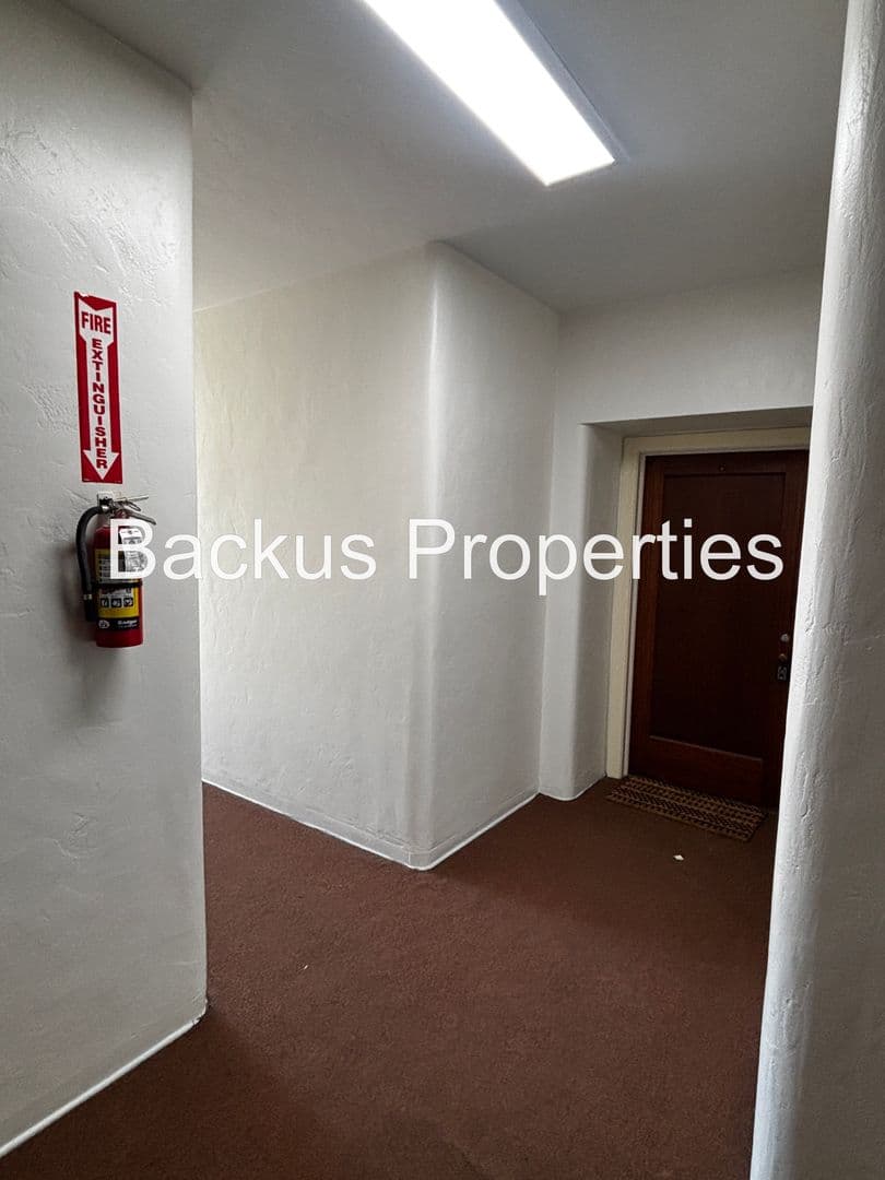 Salinas Apartment: DO NOT PAY BILLS 247 Salinas St.