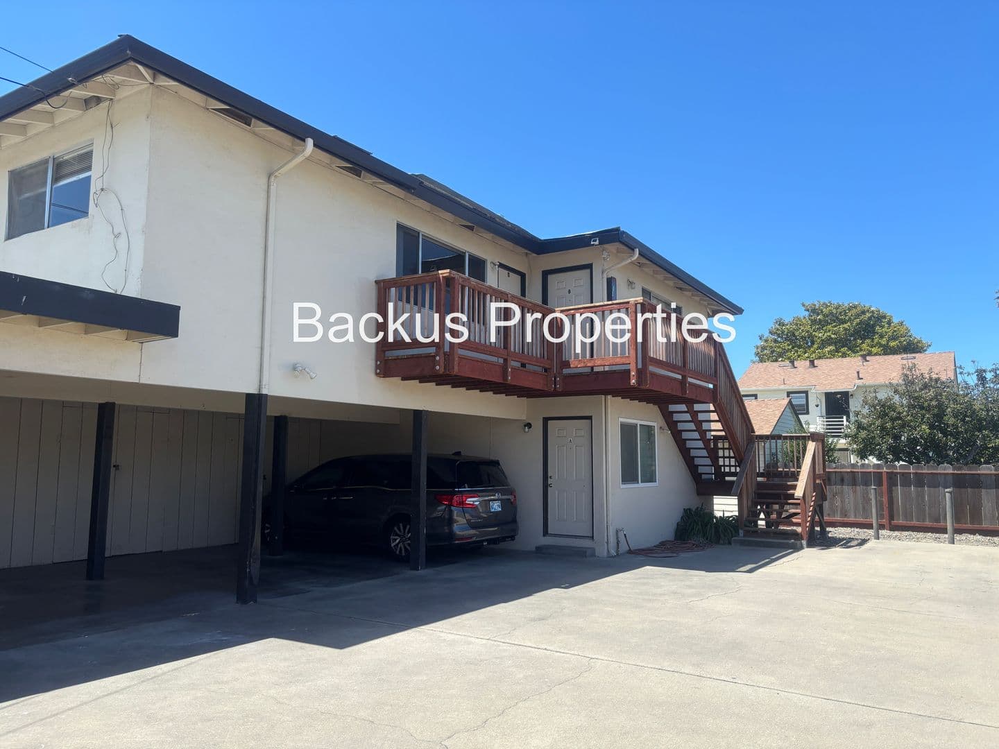 Salinas Apartment: 14 Cypress Street