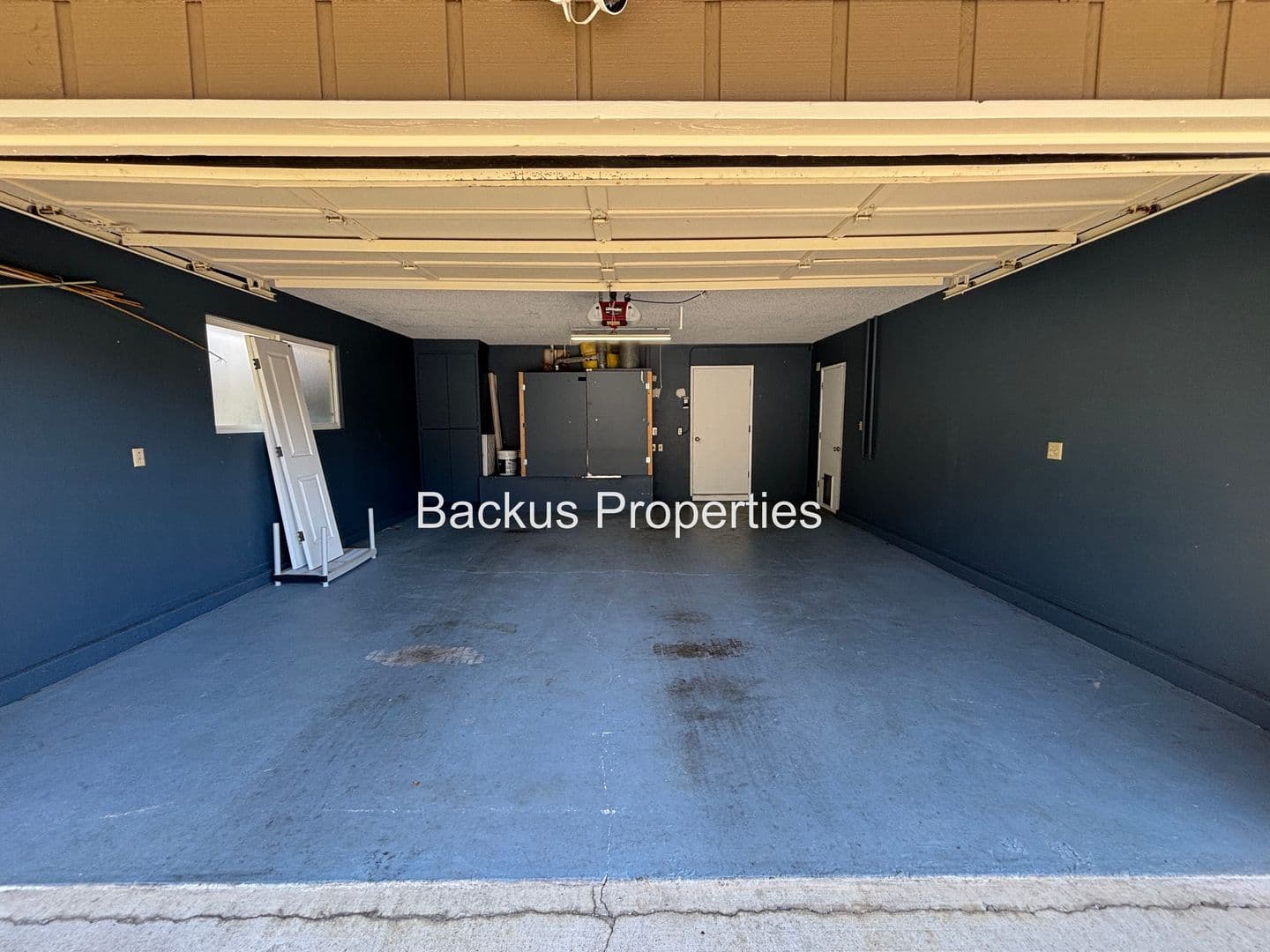 Royal Oaks House: 17240 Tamara Ln.