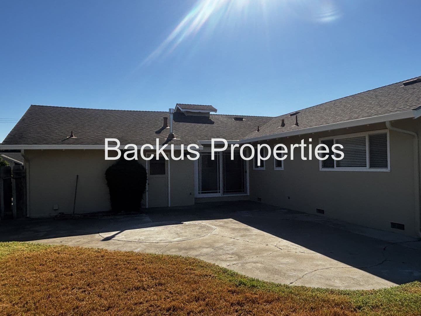 Salinas House: 235 La Mesa Dr.