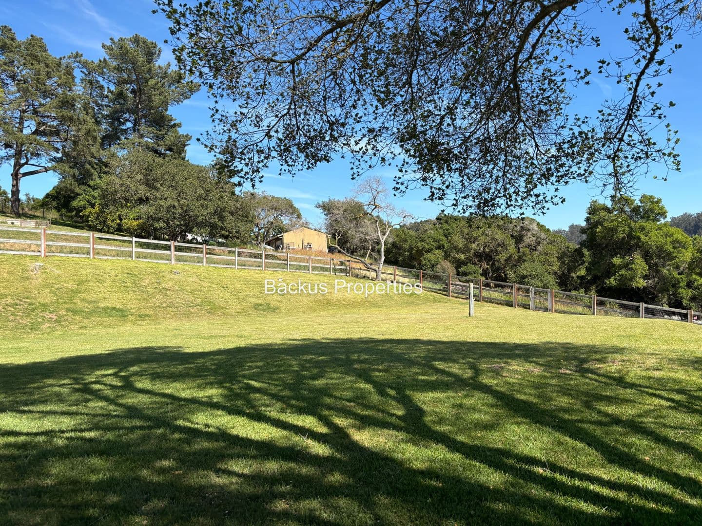 Royal Oaks House: 17240 Tamara Ln.