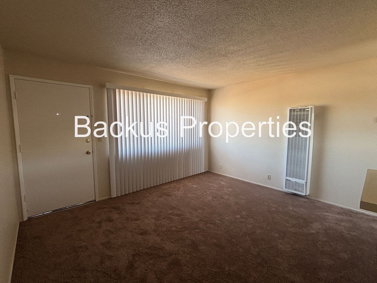 Salinas Apartment: 14 Cypress Street