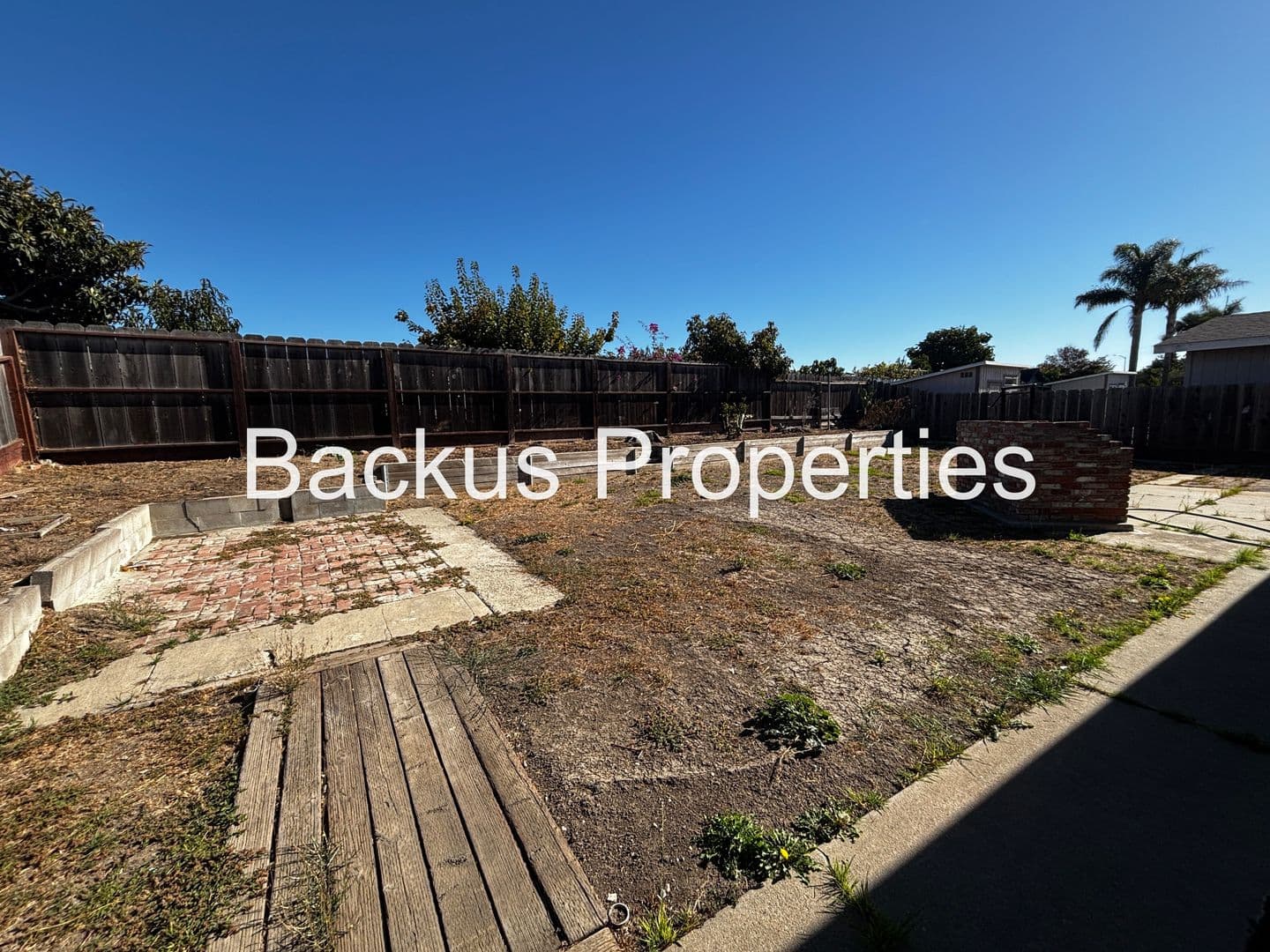 Salinas House: 432 Comanche Wy.
