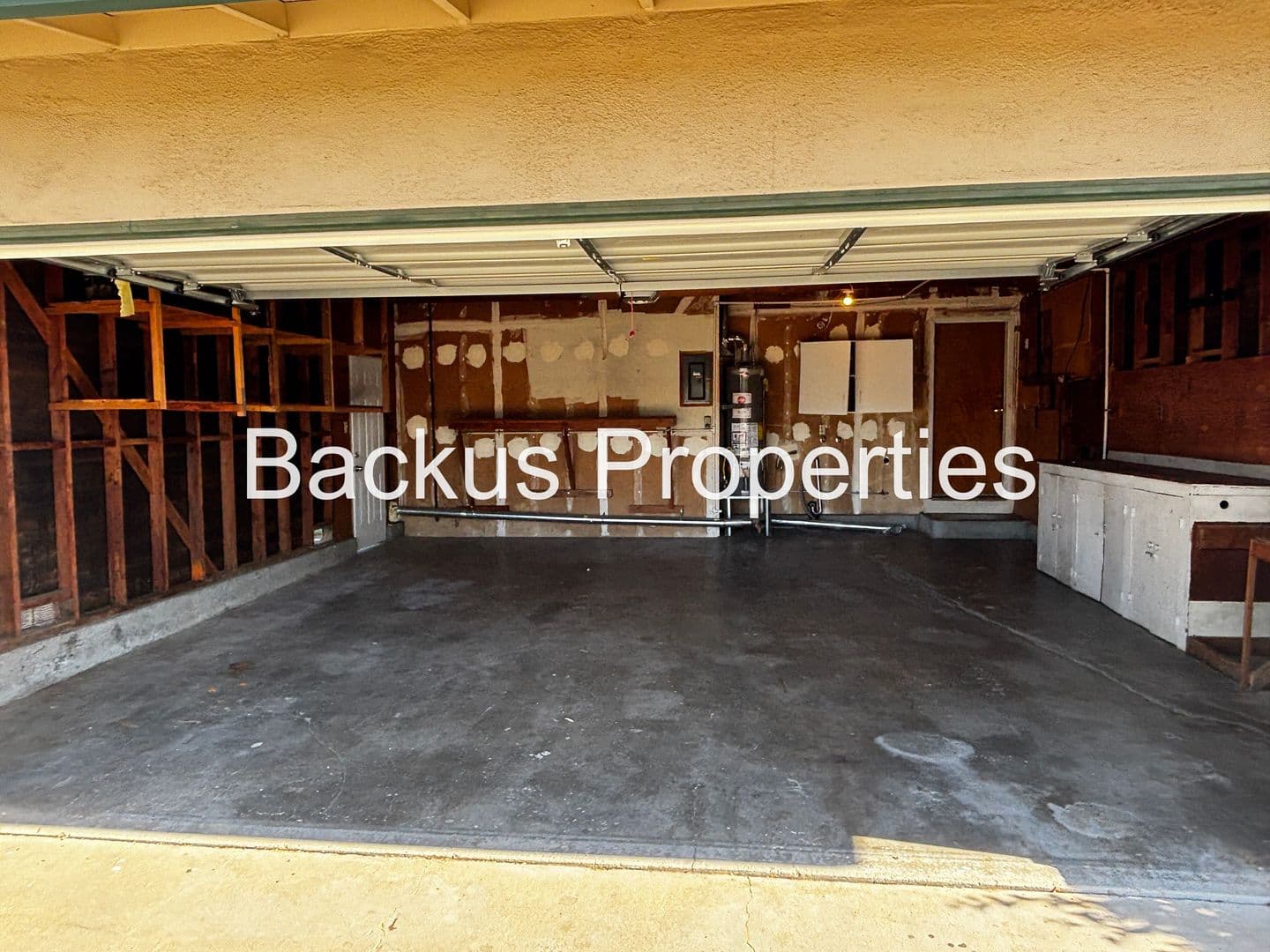 Salinas House: 432 Comanche Wy.