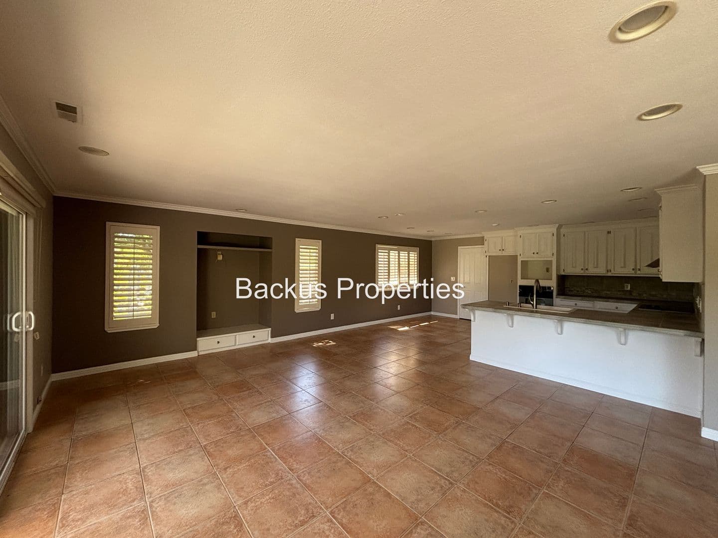Royal Oaks House: 17240 Tamara Ln.