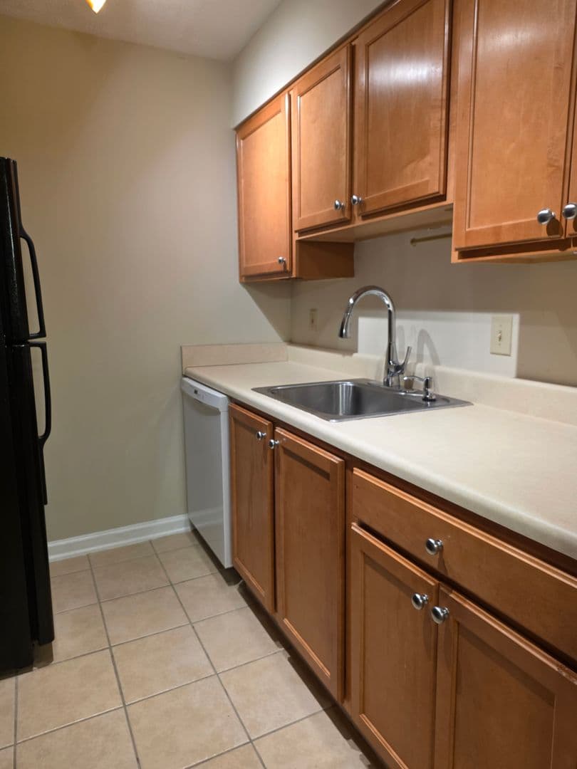 Atlanta House: 3120 Seven Pines Ct #306