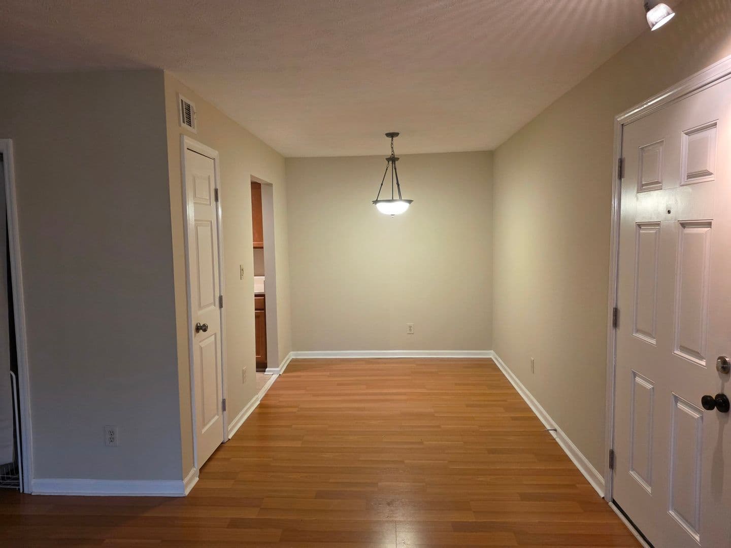 Atlanta House: 3120 Seven Pines Ct #306