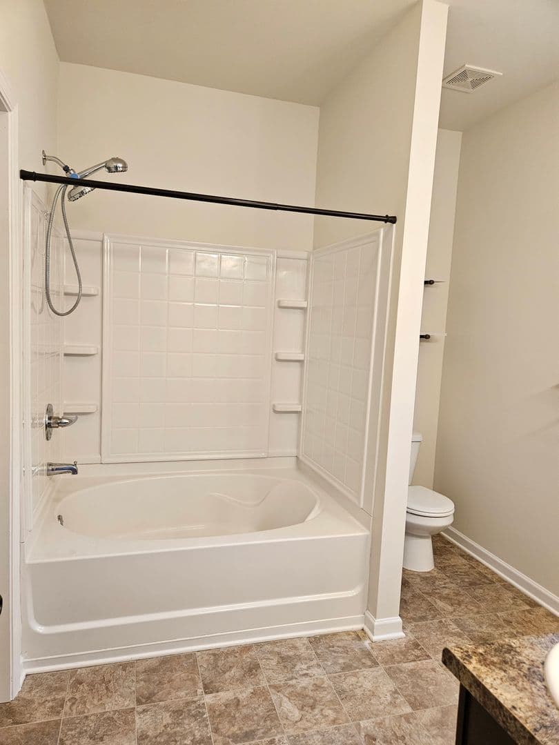 Acworth House: 649 Oakside Place