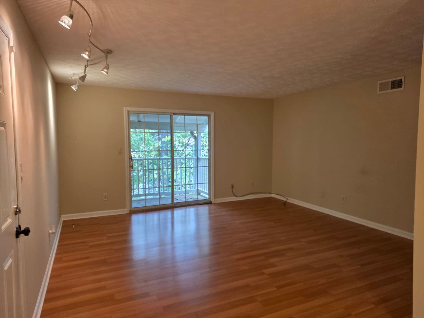 Atlanta House: 3120 Seven Pines Ct #306