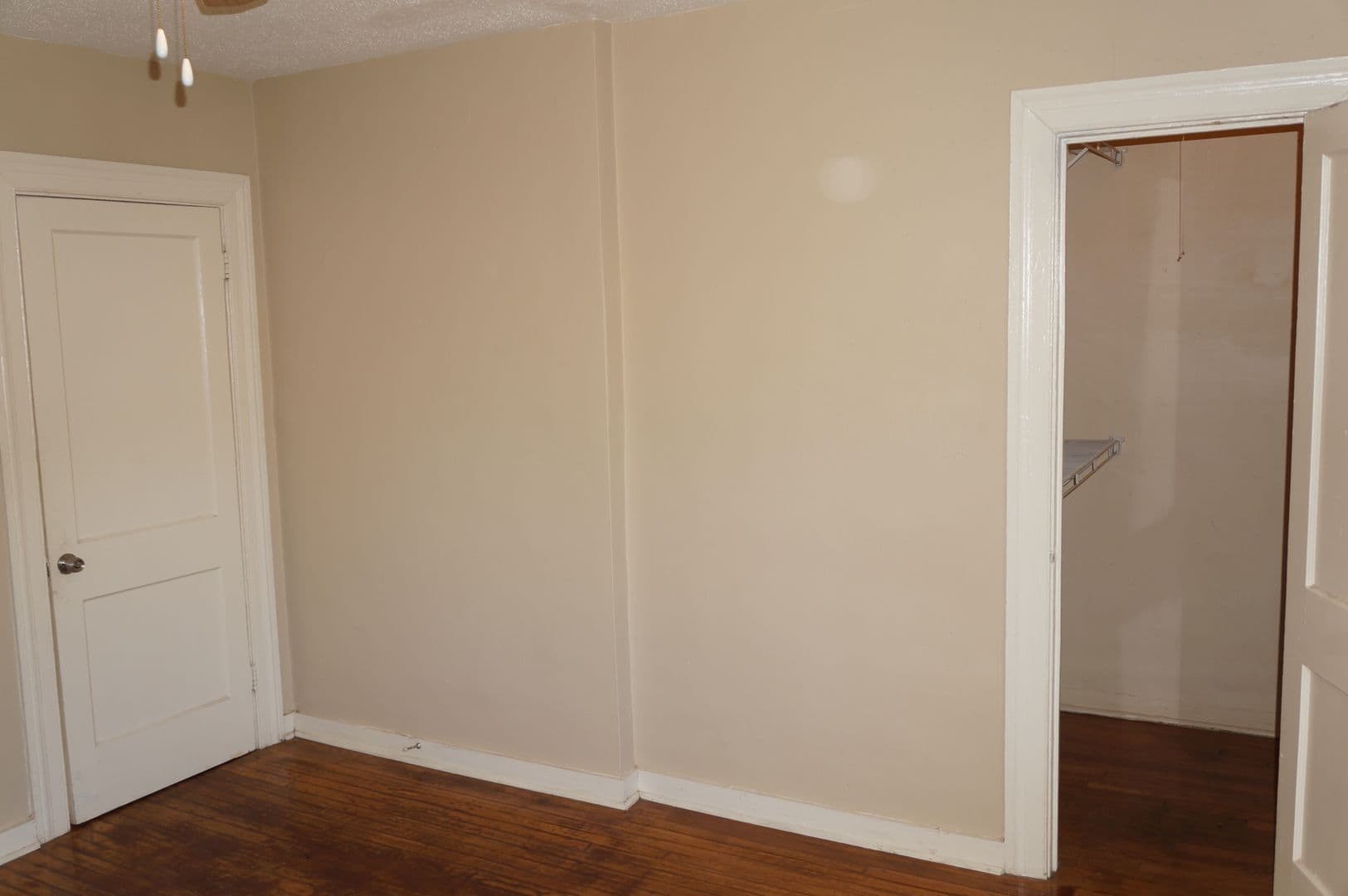 Marietta Apartment: 583 Colonial Circle