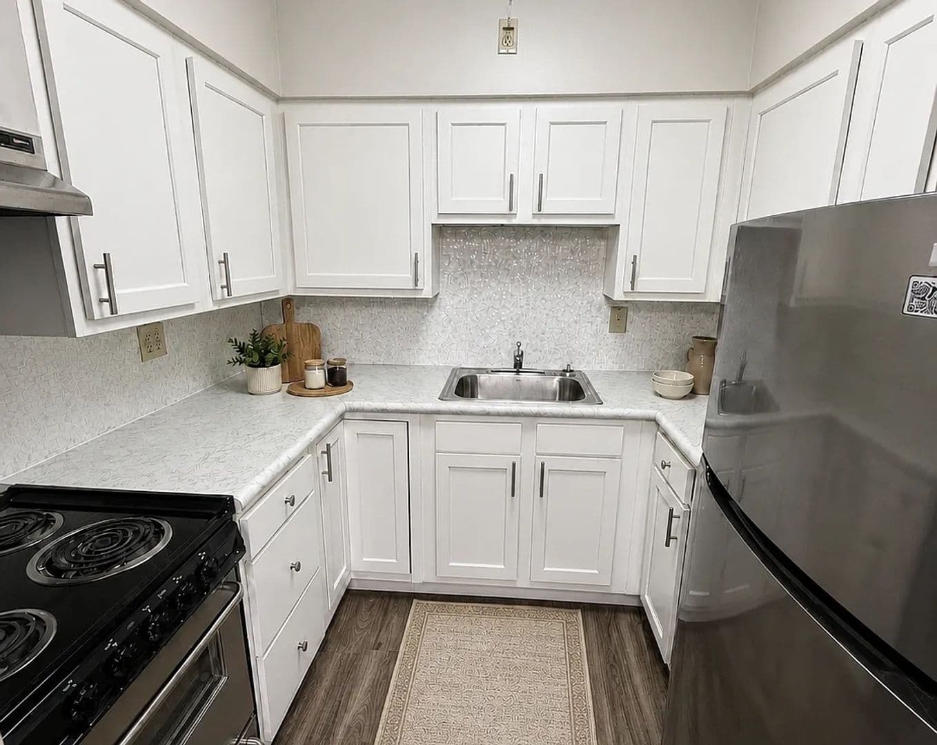 Cincinnati Apartment: 776 Cincinnati-Batavia Pike
