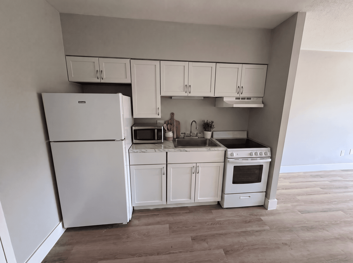 Cincinnati Apartment: 776 Cincinnati-Batavia Pike