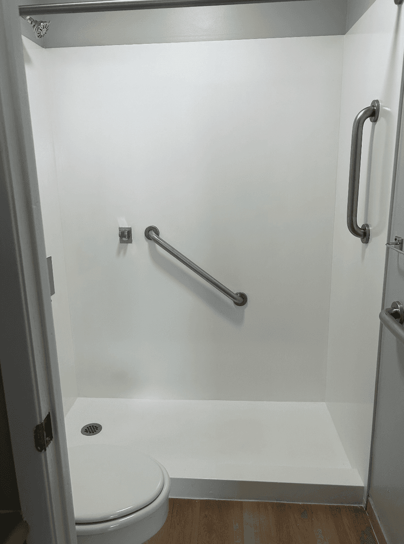 Cincinnati Apartment: 776 Cincinnati-Batavia Pike