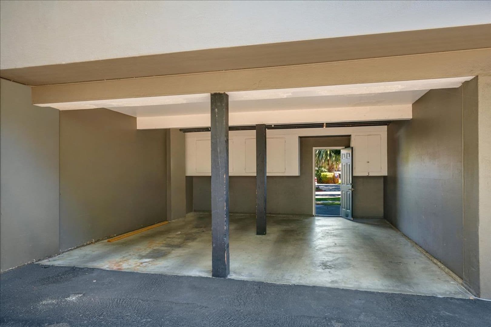 Los Gatos Apartment: 135 Carlton Avenue