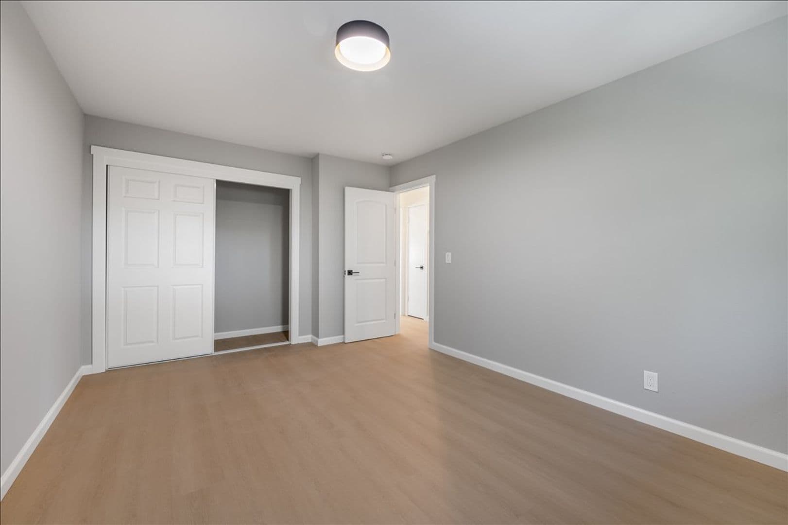 Los Gatos Apartment: 135 Carlton Avenue