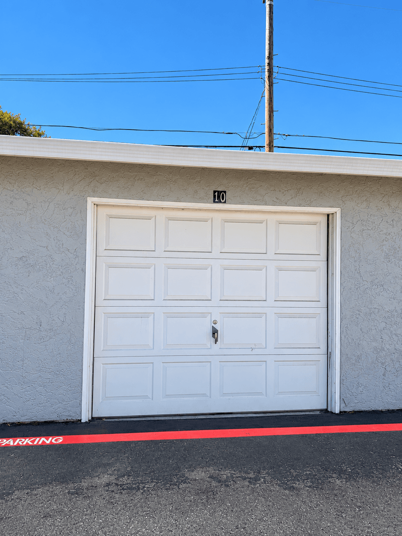 Santa Clara Apartment: 2868 Homestead Road