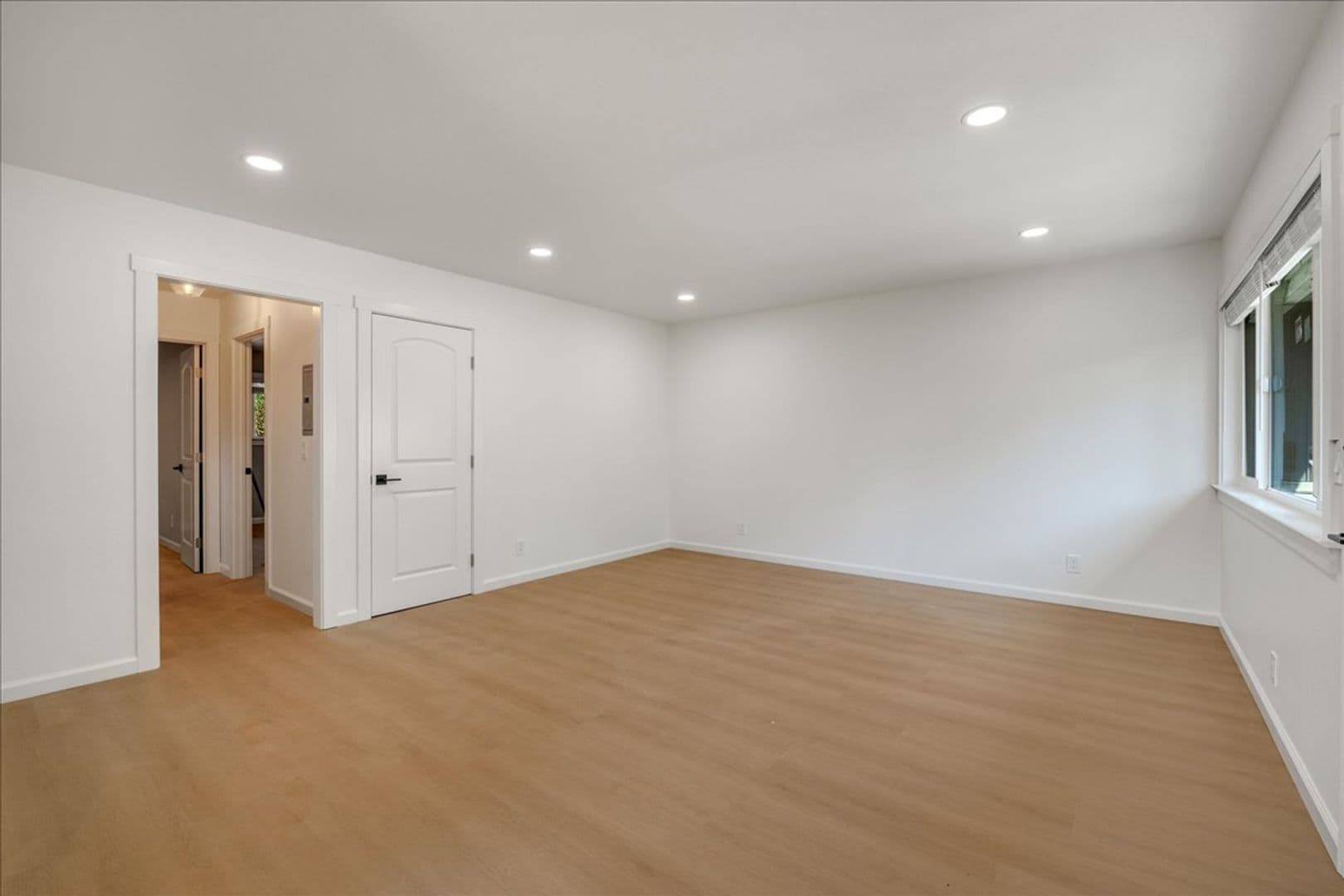 Los Gatos Apartment: 135 Carlton Avenue