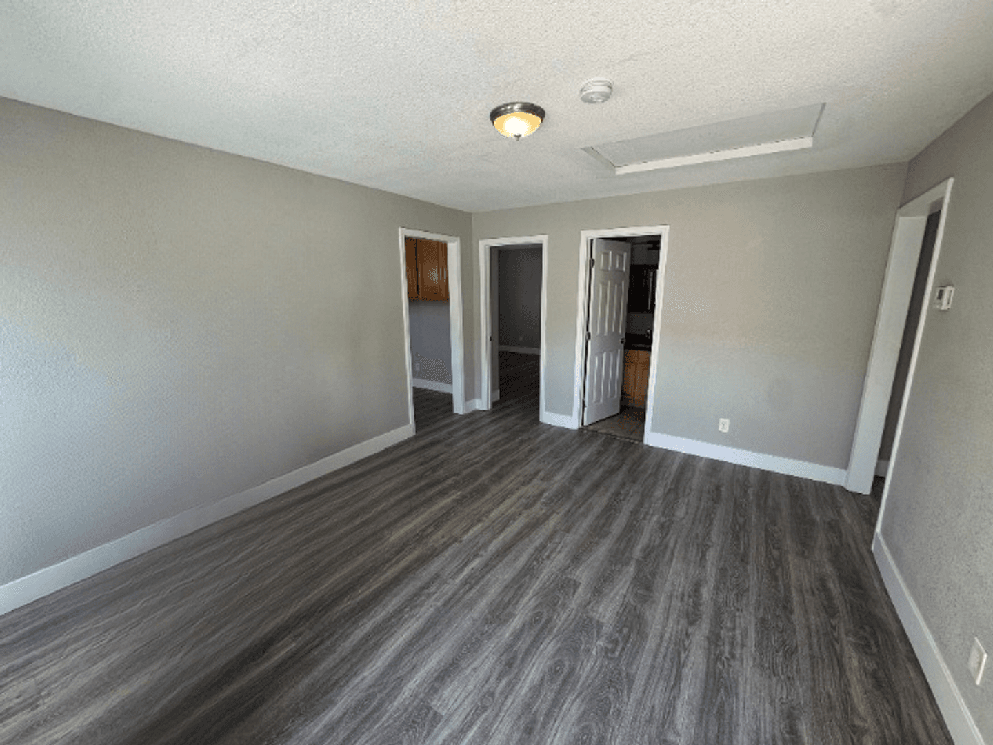 Santa Cruz House: 2222 Mission St