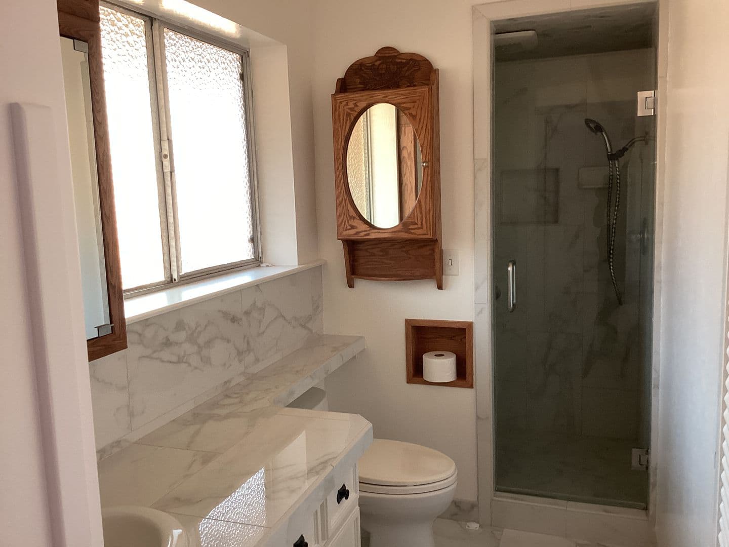Aptos House: 271 Bowen Ave