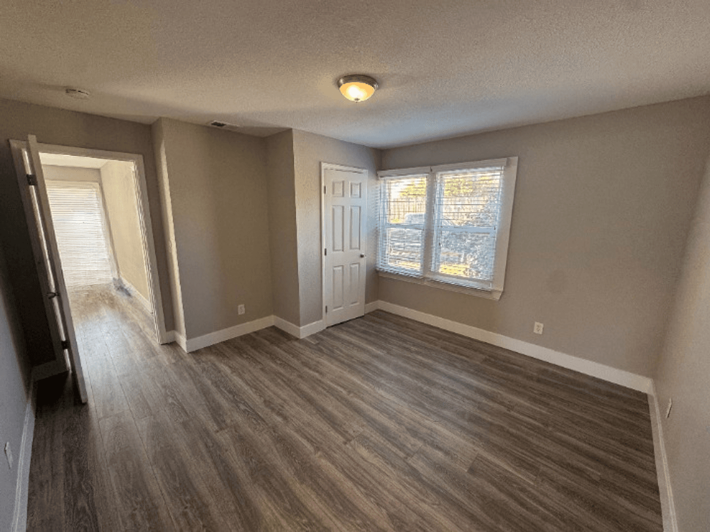 Santa Cruz House: 2222 Mission St