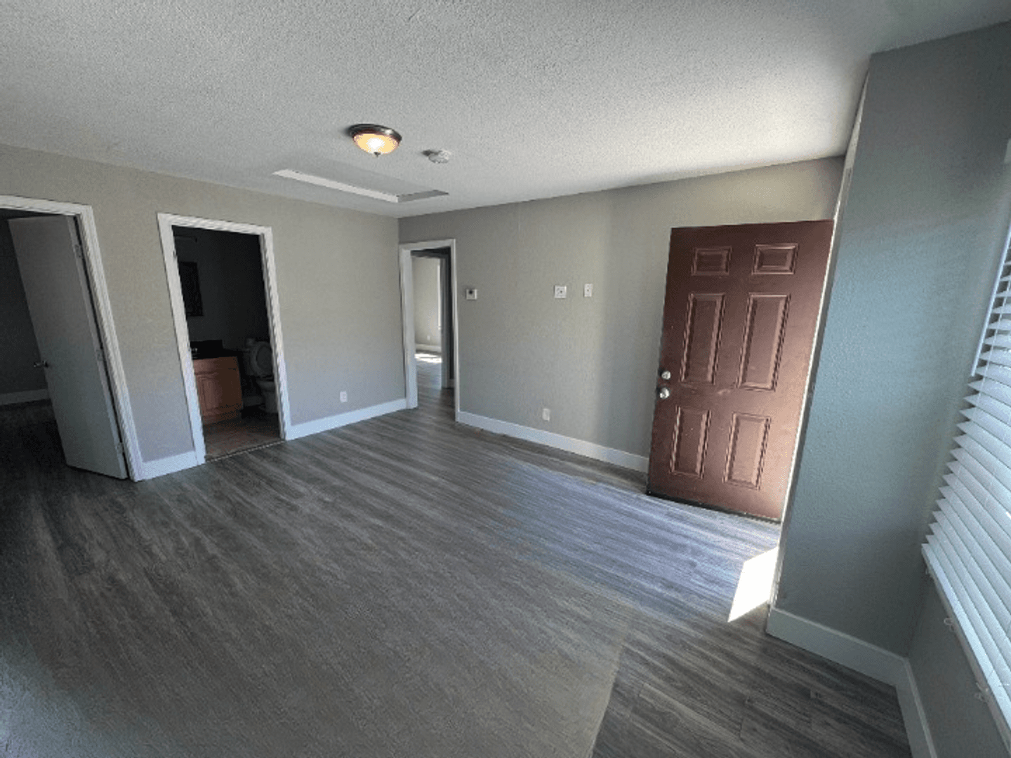 Santa Cruz House: 2222 Mission St