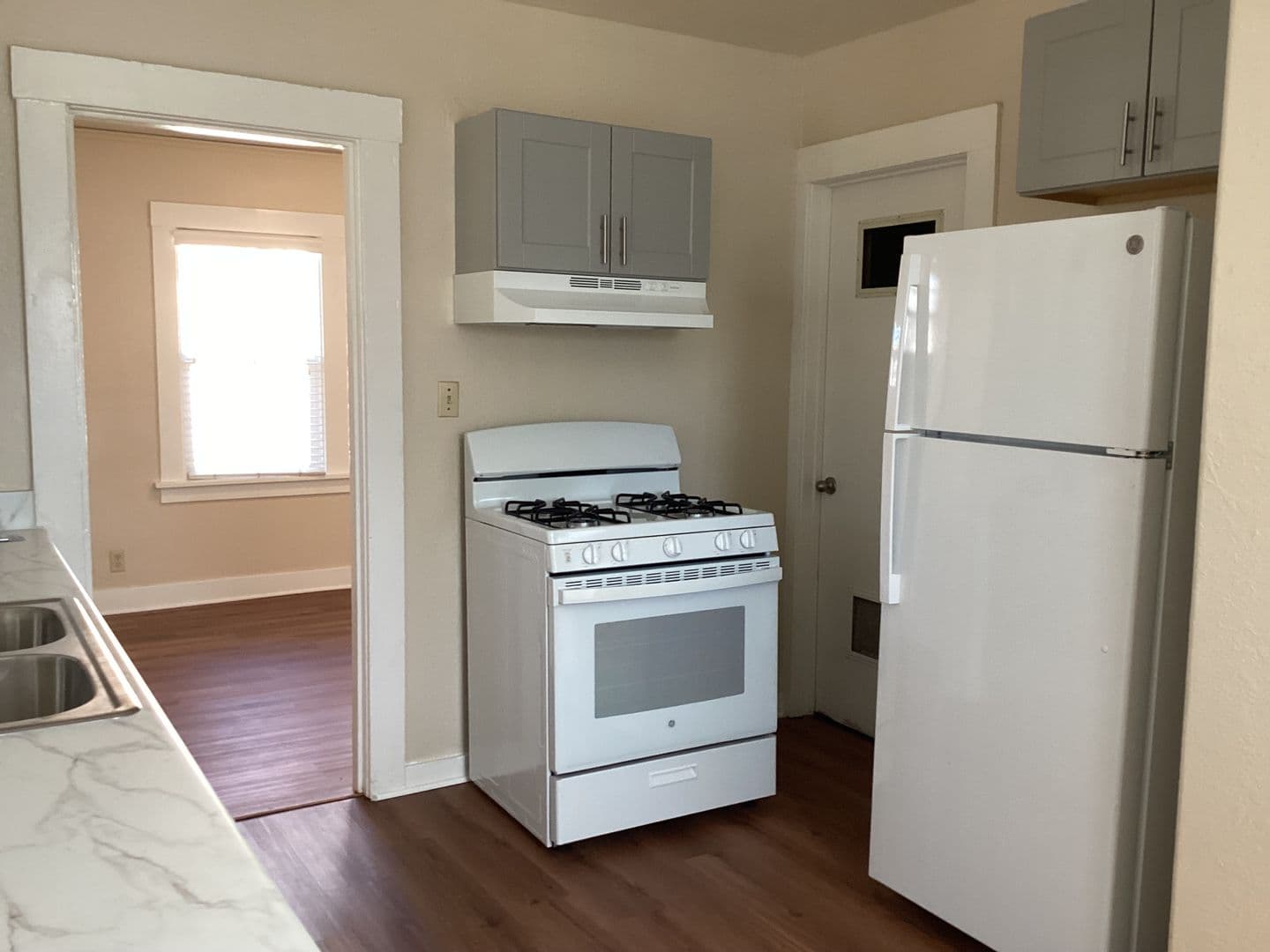 Santa Cruz House: 2226 Mission St
