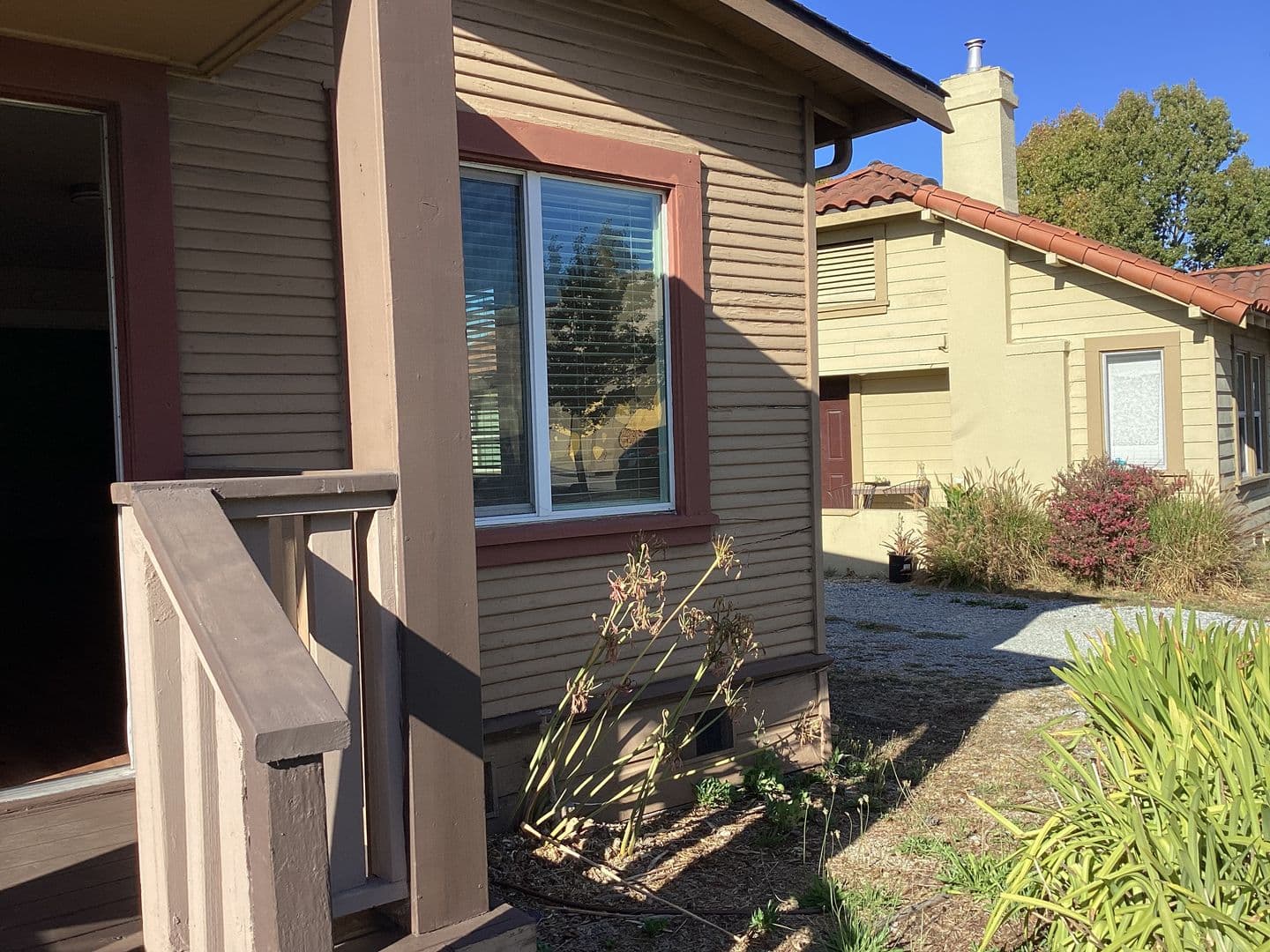Santa Cruz House: 2226 Mission St