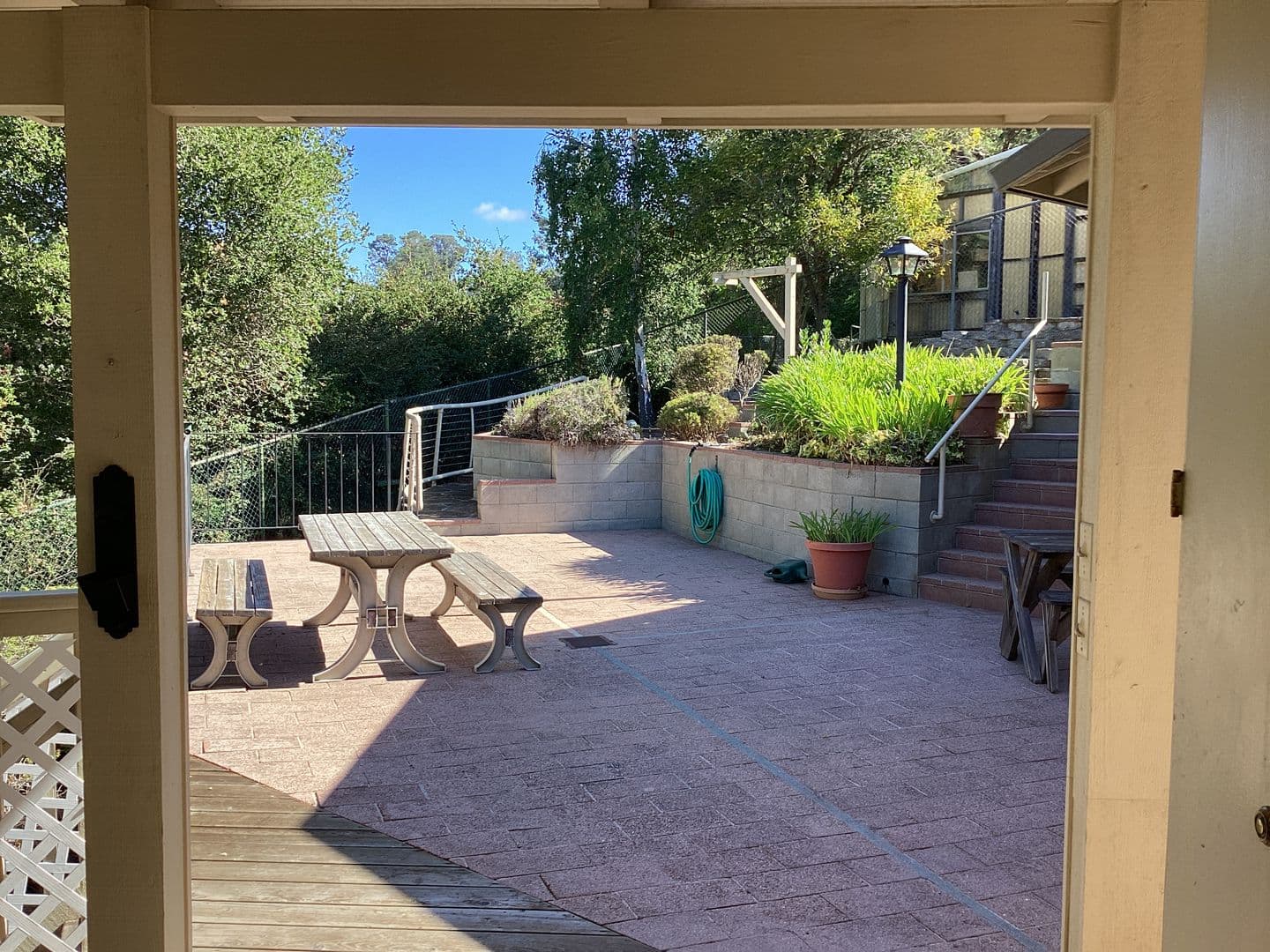 Aptos House: 271 Bowen Ave