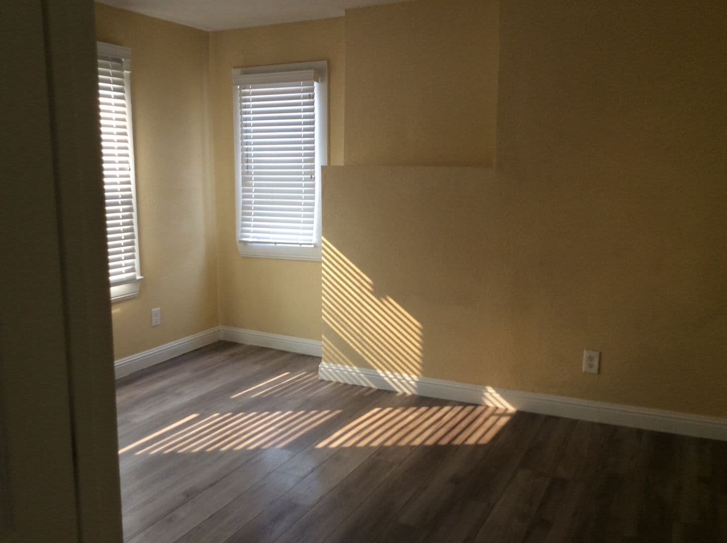 Santa Cruz House: 2222 Mission St