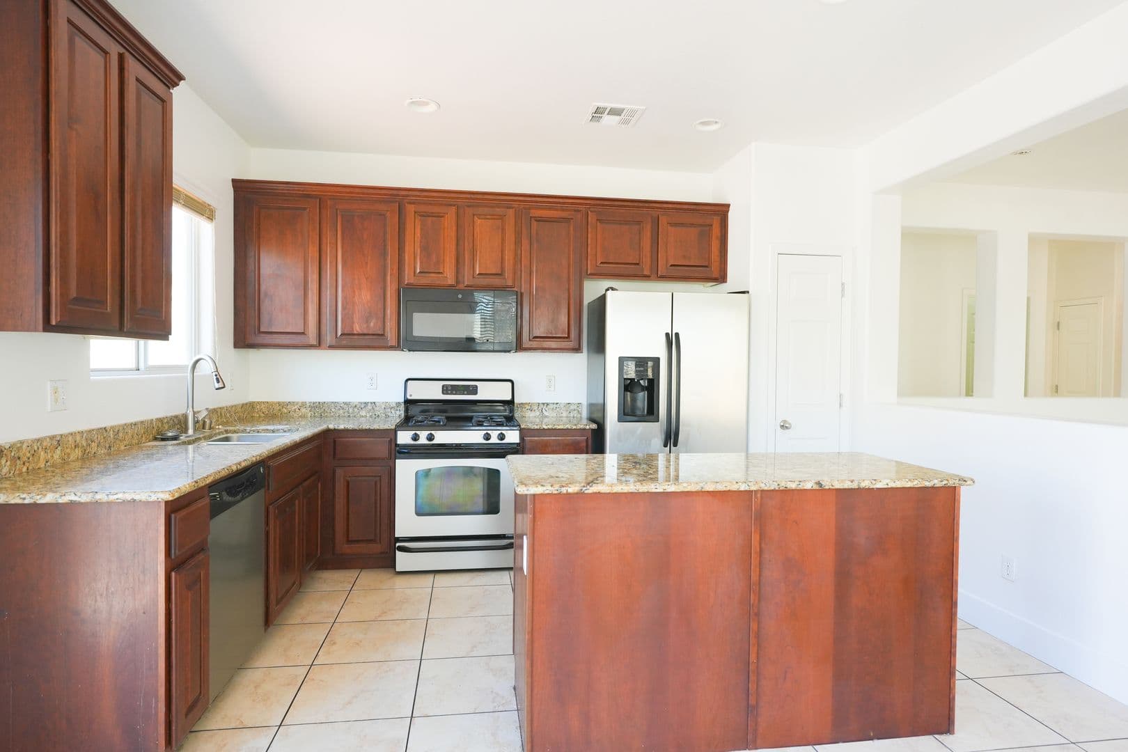 North Las Vegas House: 5313 Wild Sunflower St