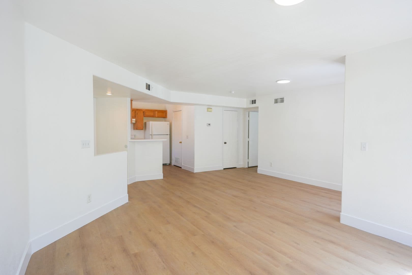 Las Vegas Condo: 4555 E Sahara Ave Unit 227