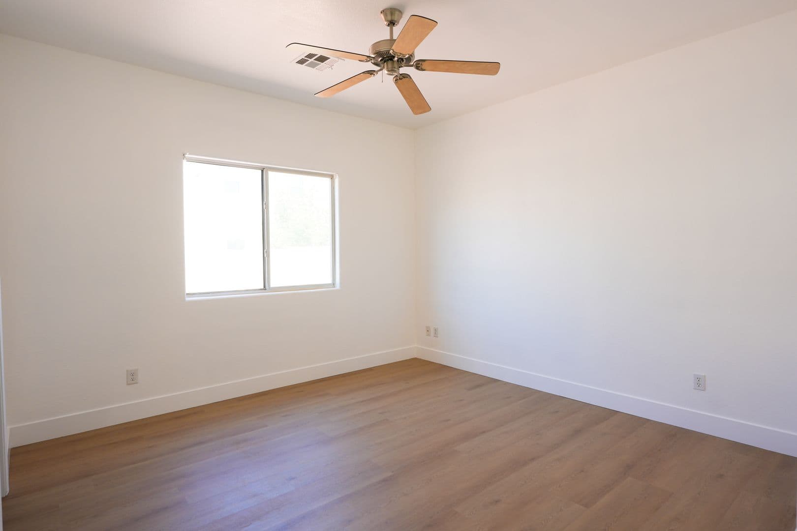 North Las Vegas House: 5313 Wild Sunflower St