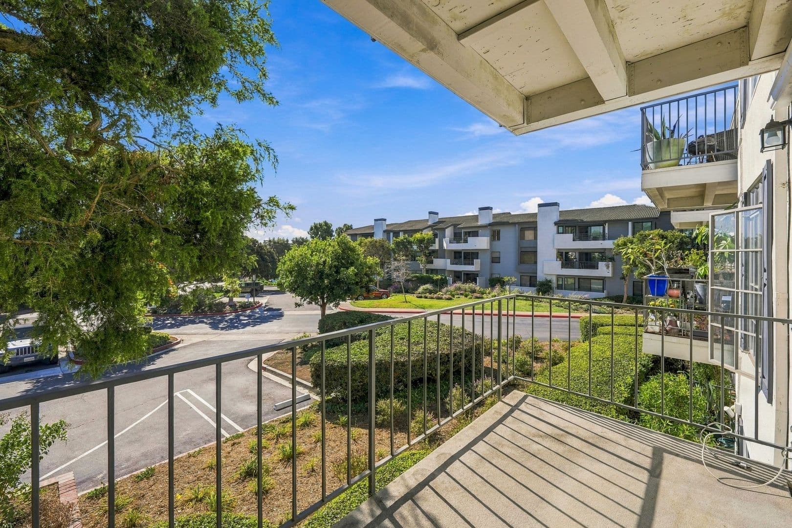 Newport Beach Condo: 500 Cagney Lane #206