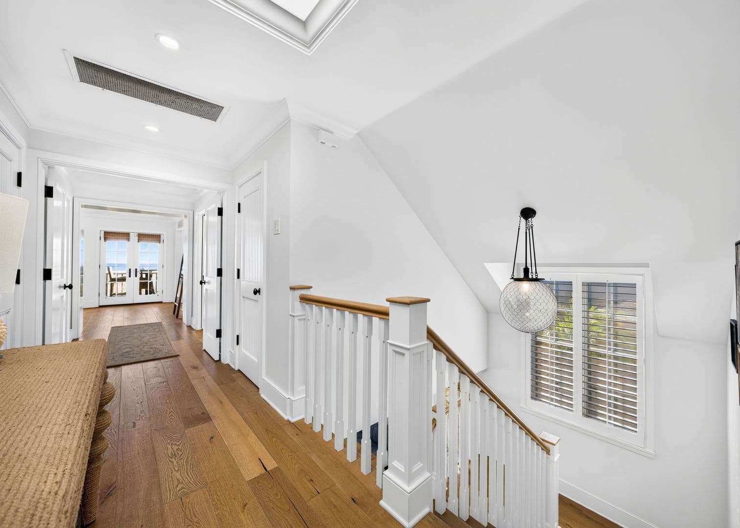 Newport Beach House: 1228 W Oceanfront