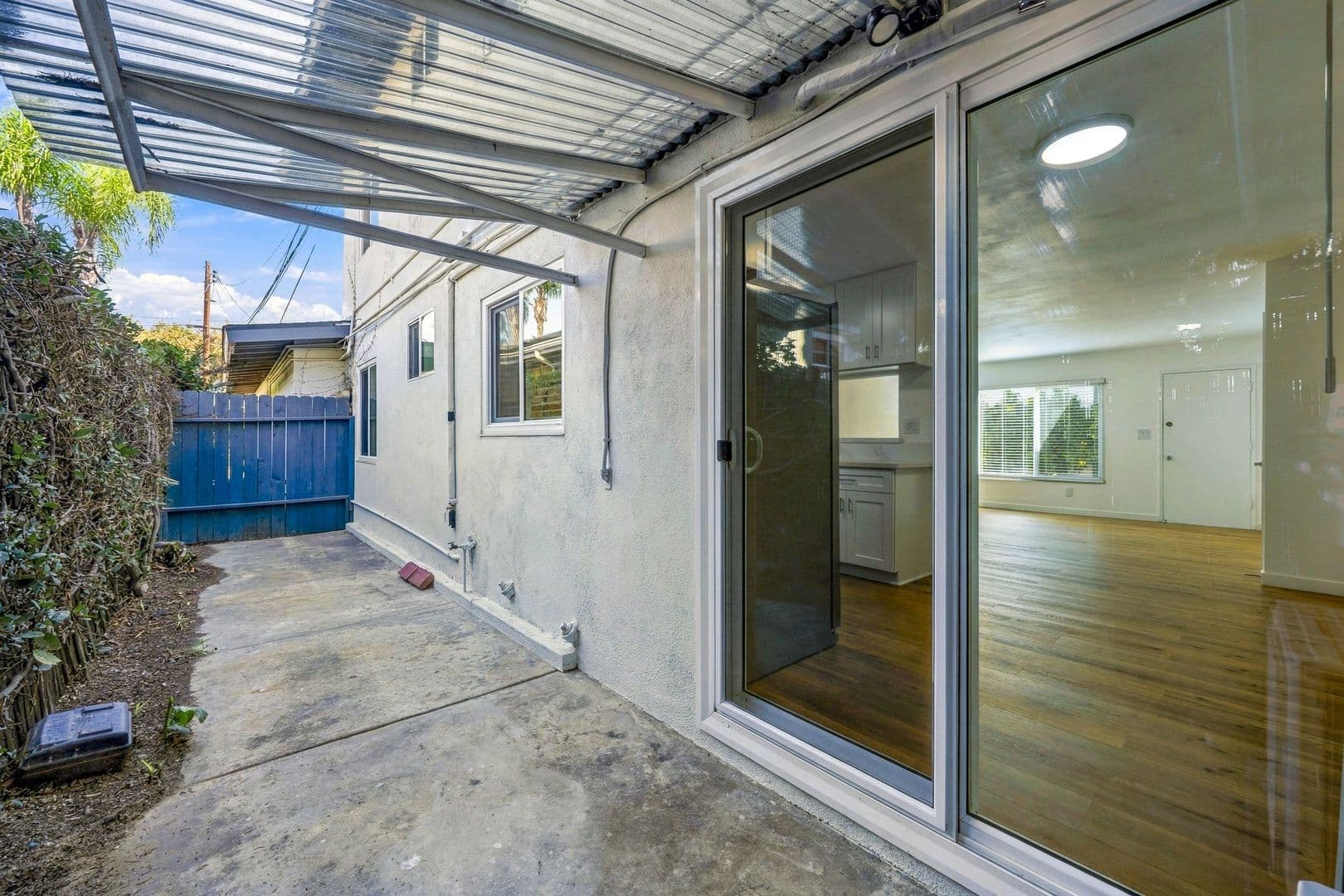 Costa Mesa Apartment: 263 16th Pl