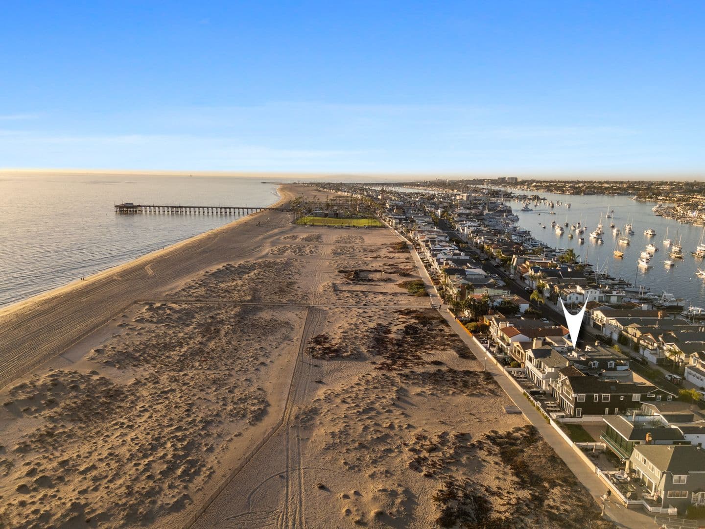 Newport Beach House: 1215 E Balboa Blvd
