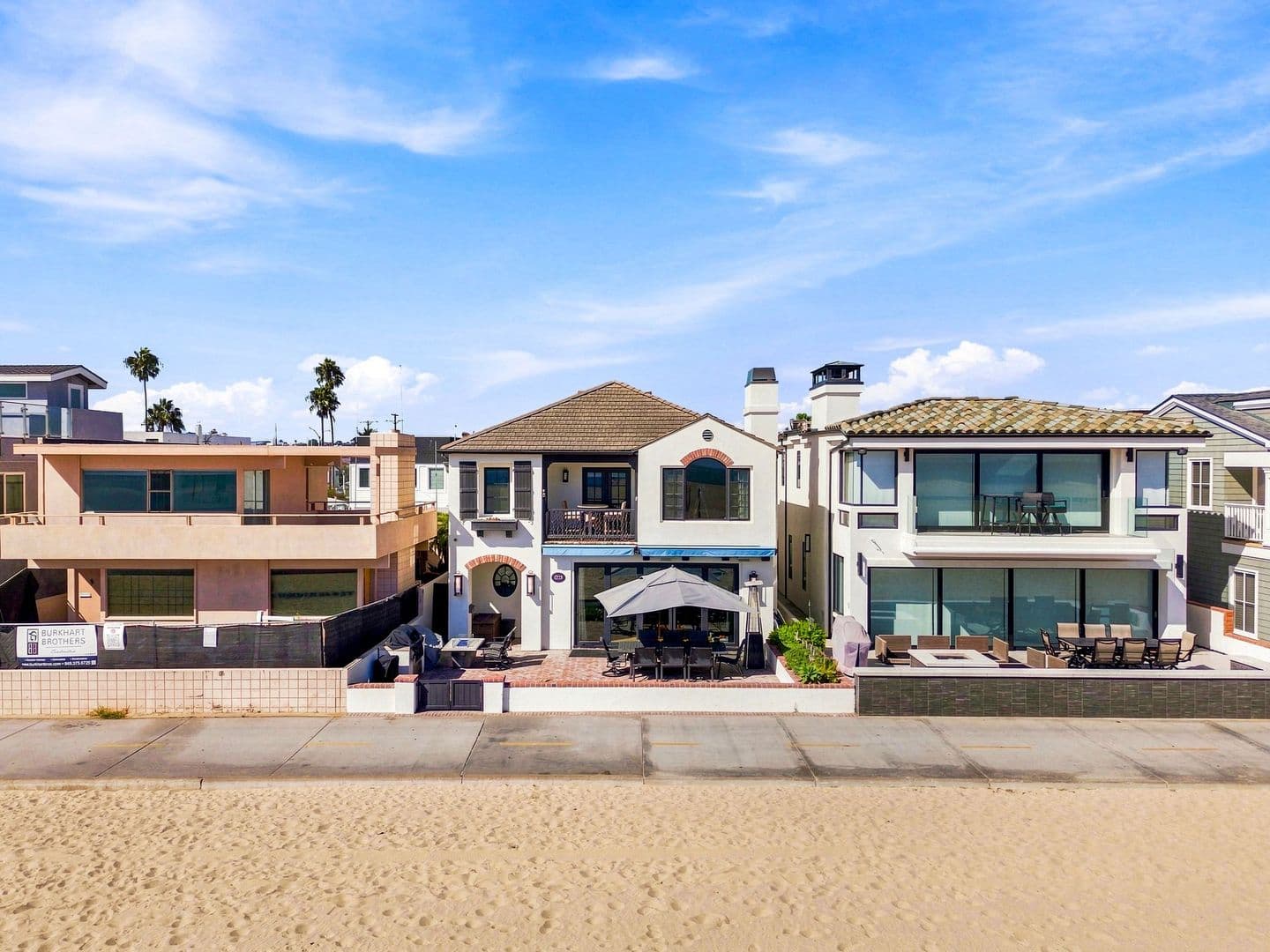 Newport Beach House: 1228 W Oceanfront