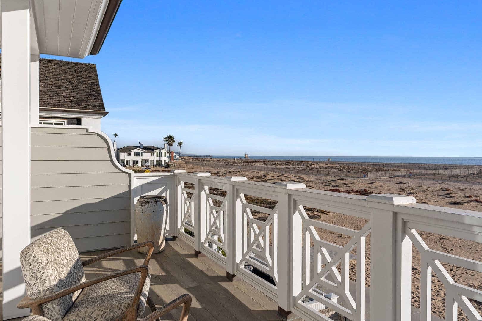 Newport Beach House: 1215 E Balboa Blvd